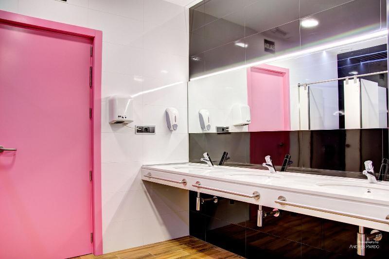 Urban Youth Hostel