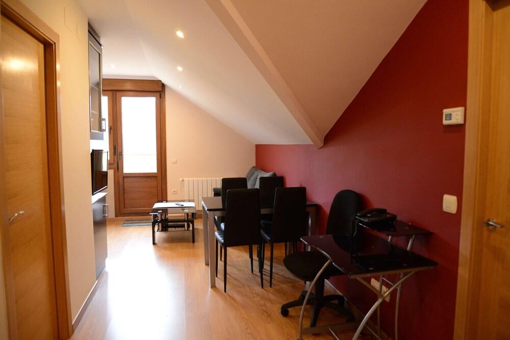 Apartamentos El Mirador de Limés