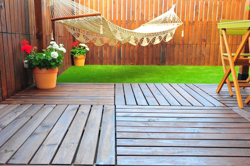 Gaudint Barcelona Suites