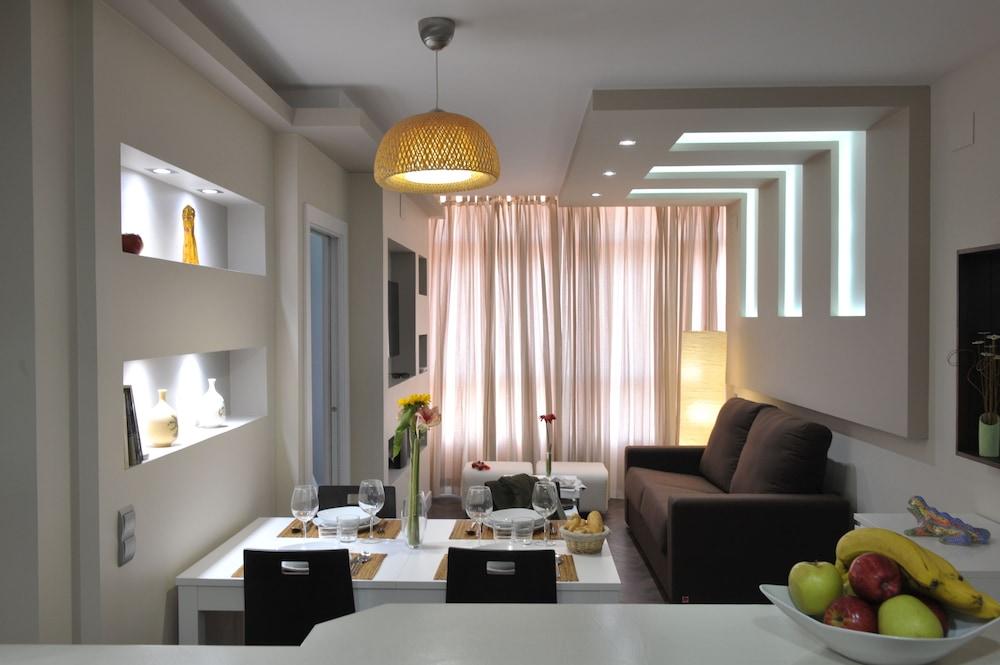 Gaudint Barcelona Suites