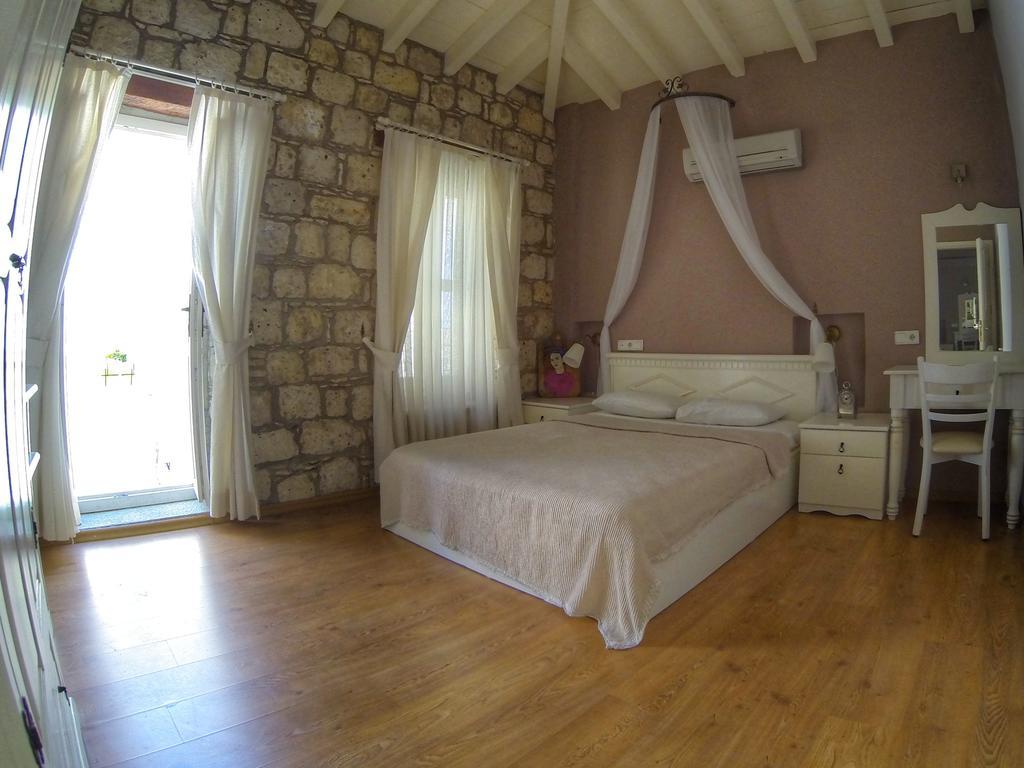 Maison D'Azur Boutique Hotel