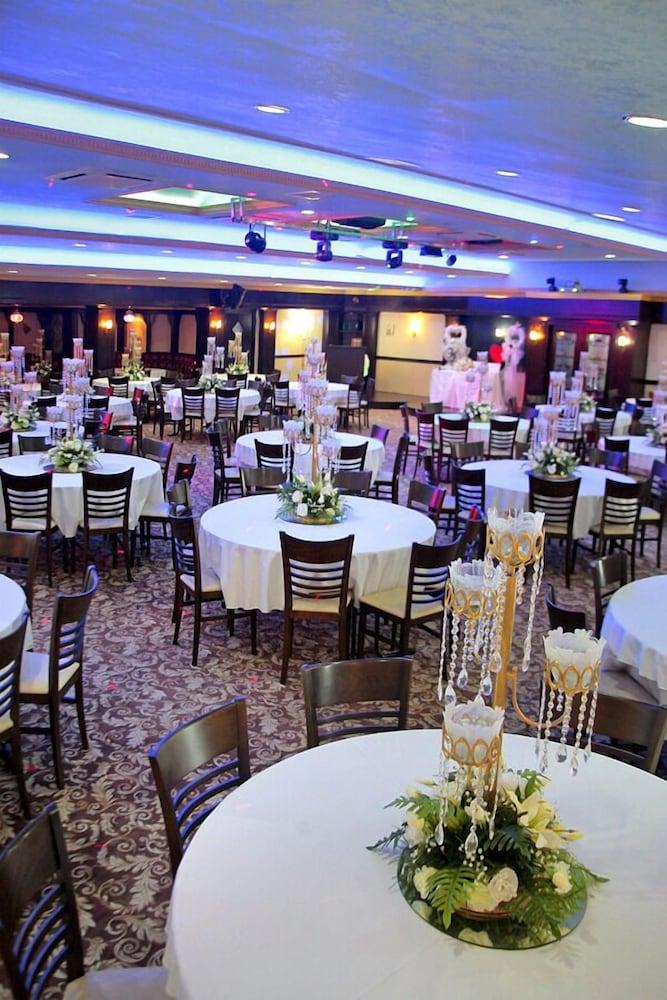 Omur Hotel