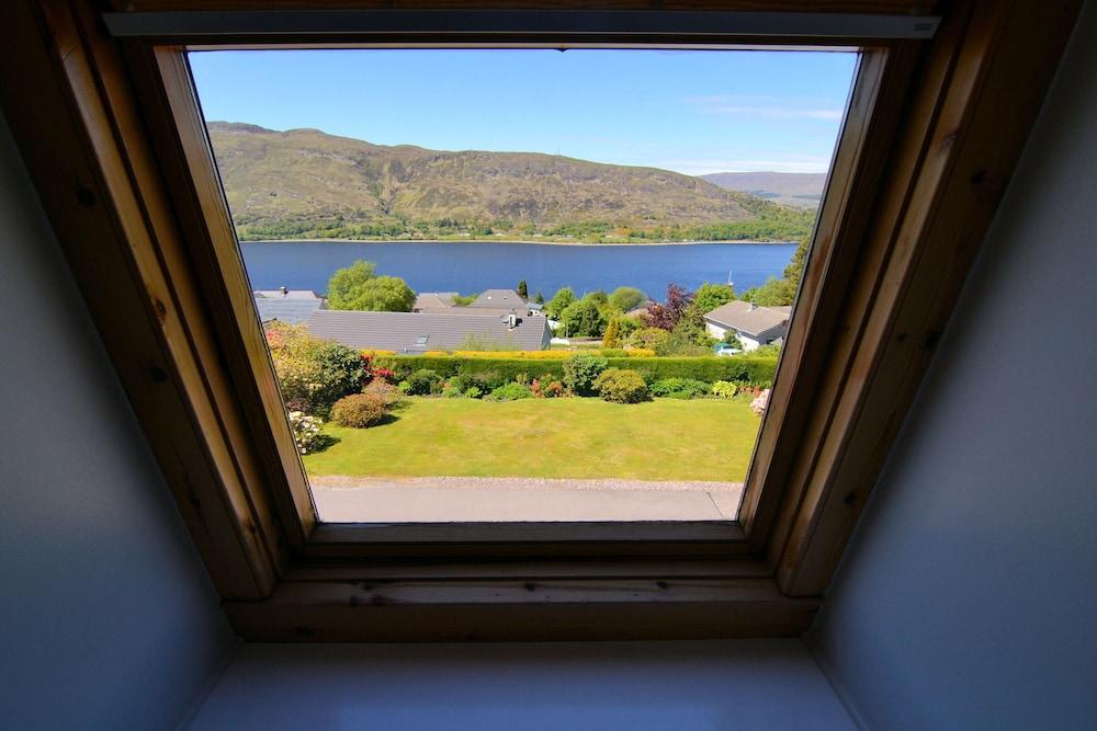 Lochview House