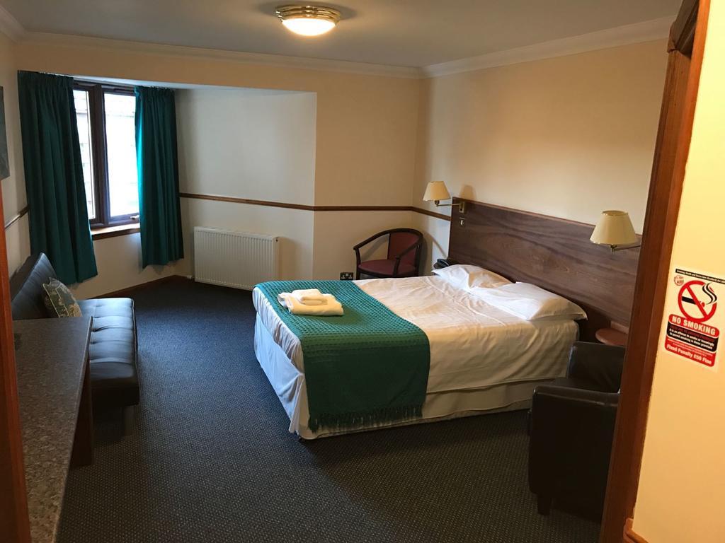 Findlay's Hotel