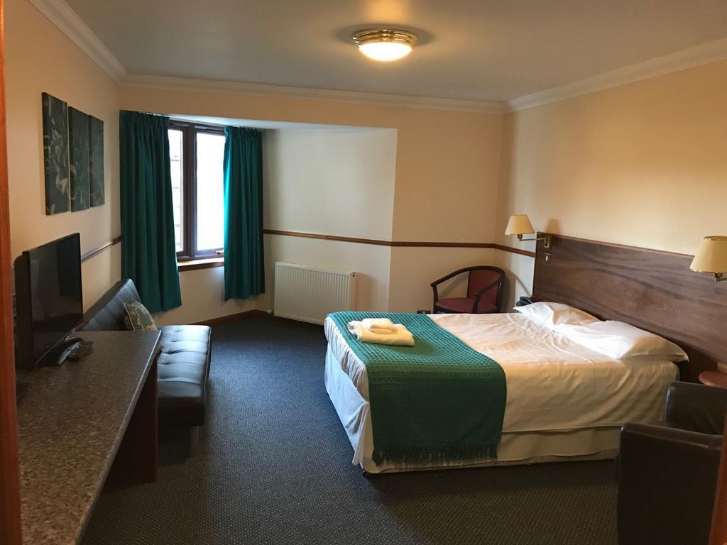 Findlay's Hotel