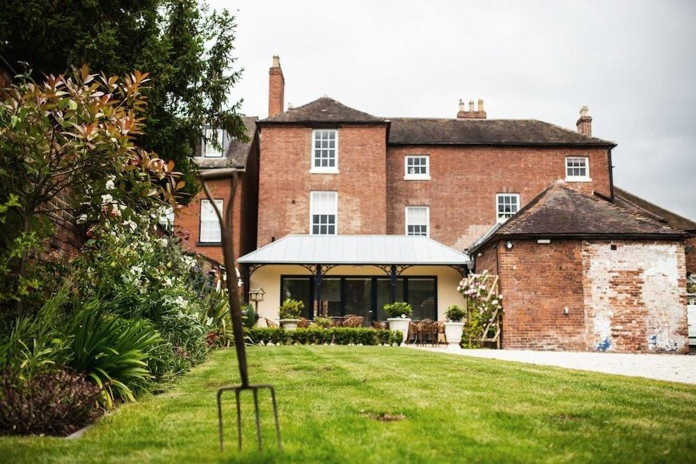 St Johns House