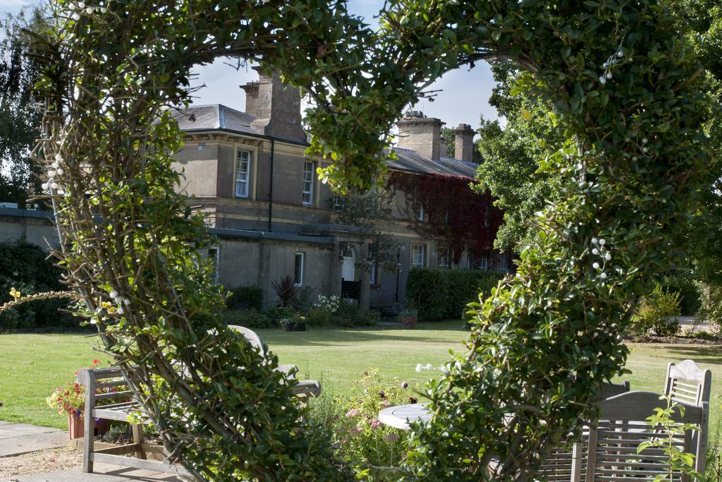 Albert Cottage Hotel