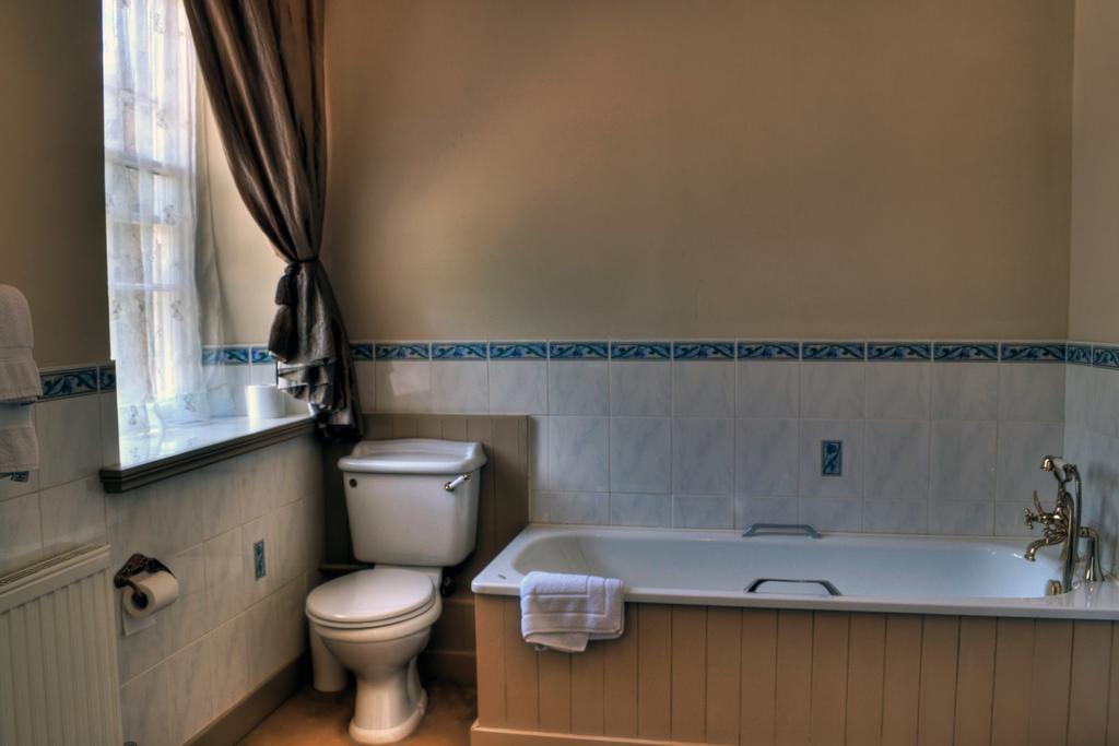 Albert Cottage Hotel