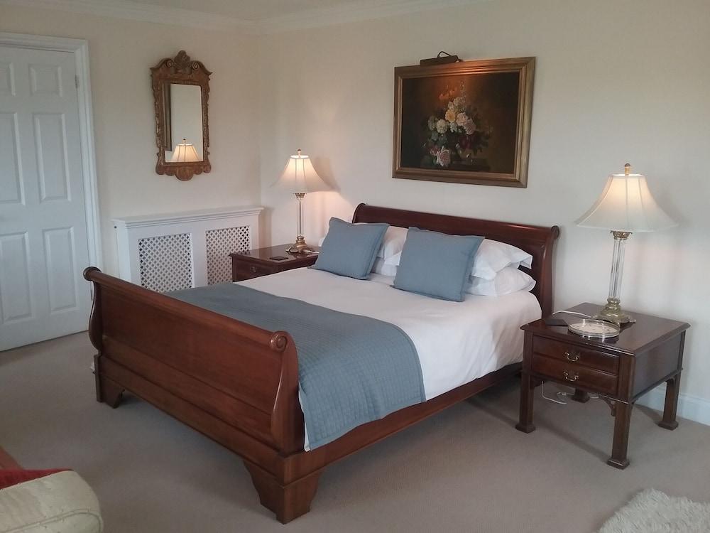 Landseer House