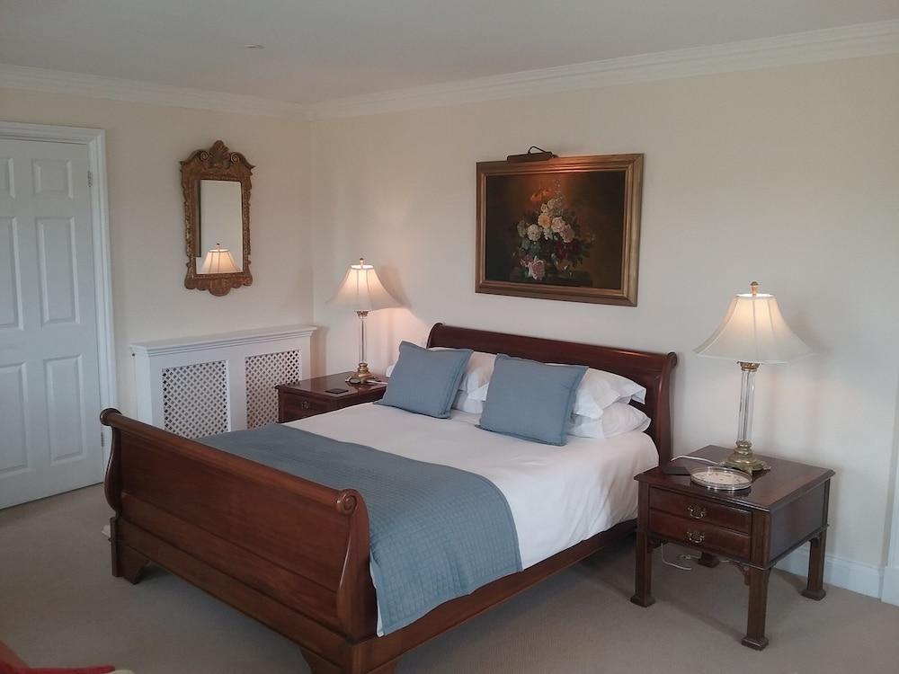 Landseer House