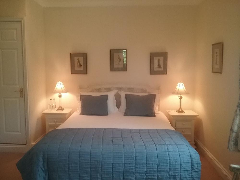 Landseer House
