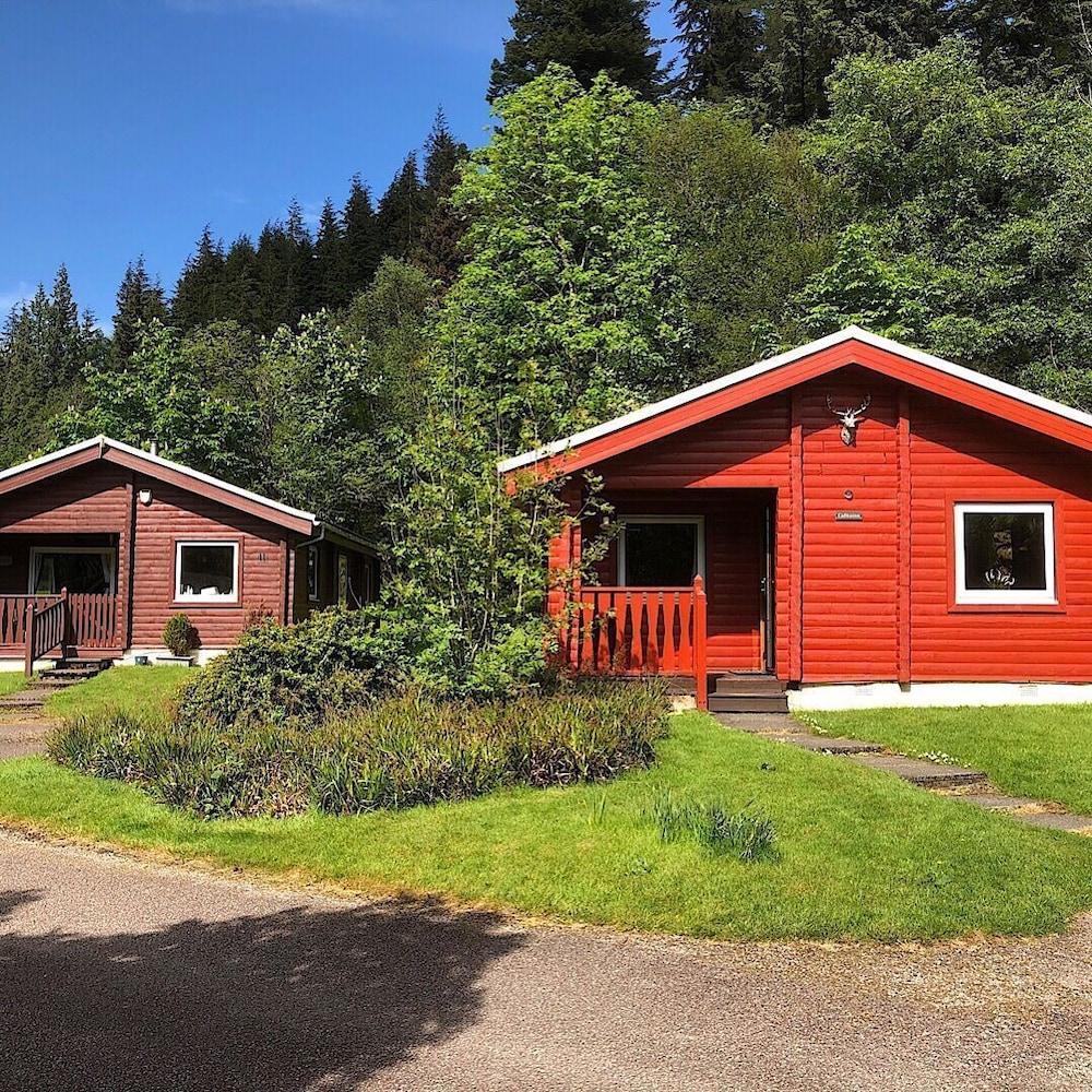 Pucks Glen Lodges