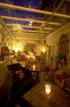 Overcliffe Hotel & Bloomers Restaurant