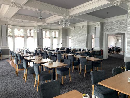De Paris Hotel
