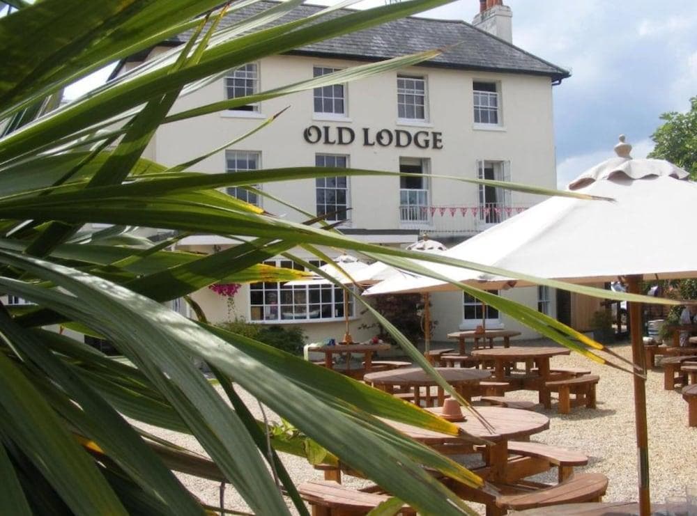 The Old Lodge