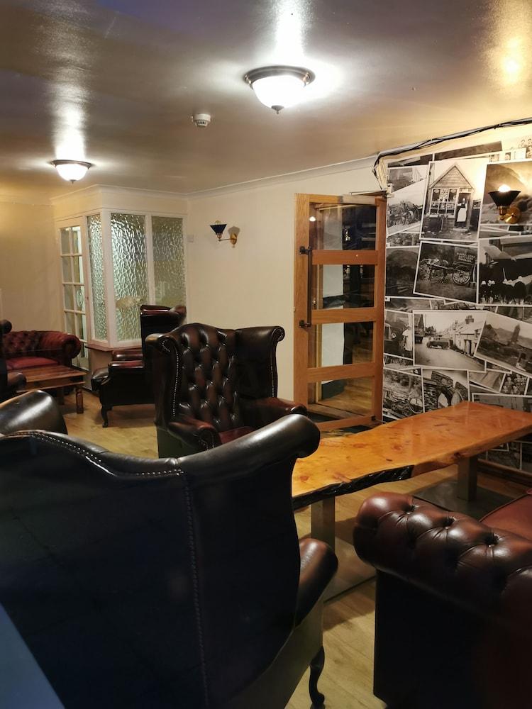 Cornishman Inn