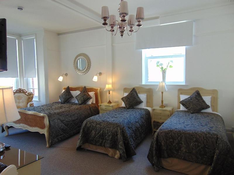 Holywell Guest House