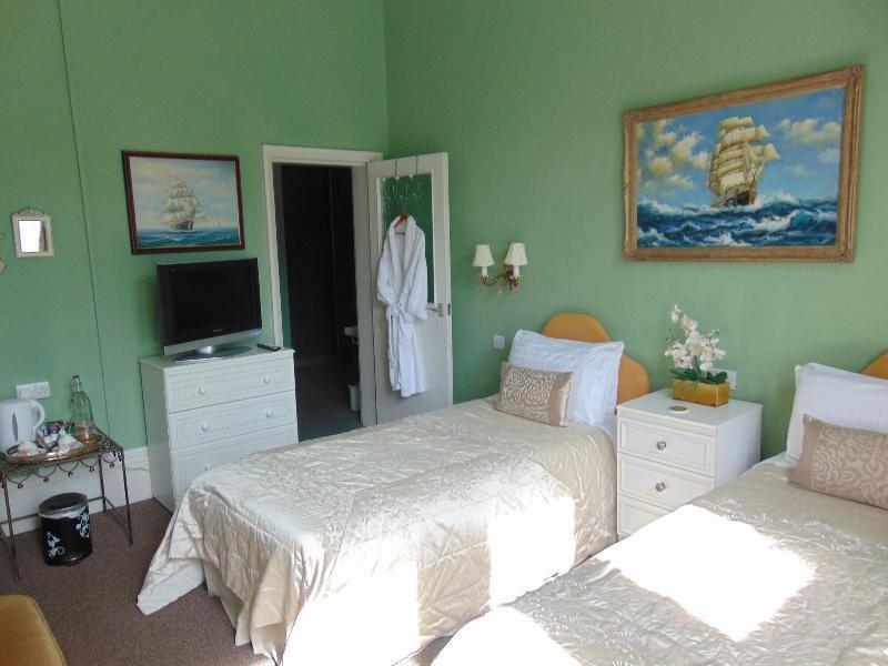 Holywell Guest House