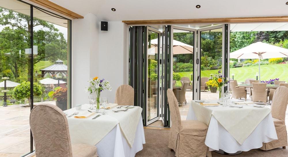 Gibbon Bridge Hotel