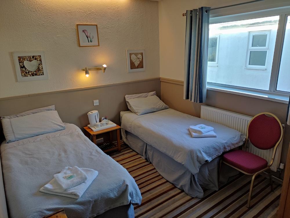 The Brentwood Hotel