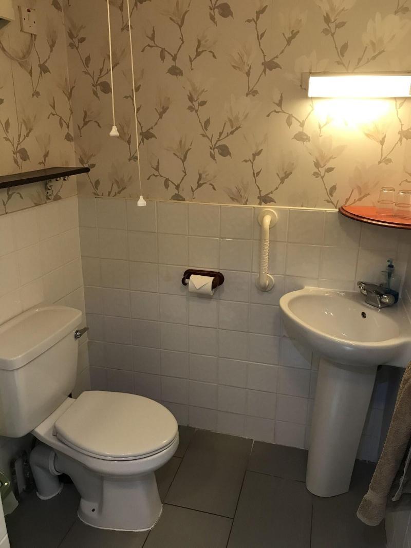 Carnside Guest House