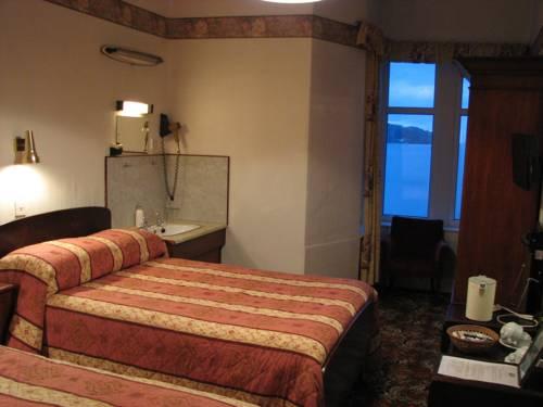 Lancaster Hotel
