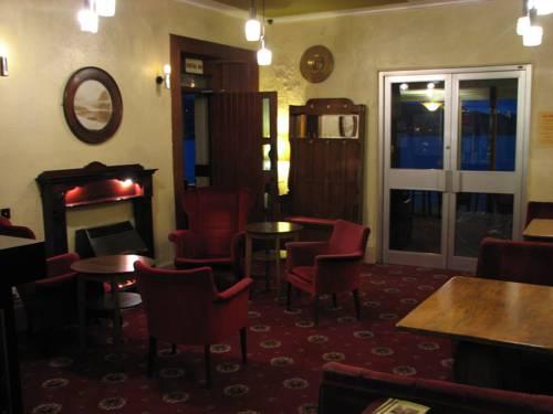 Lancaster Hotel