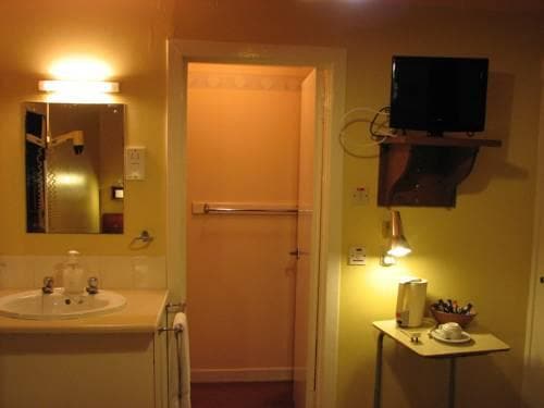 Lancaster Hotel