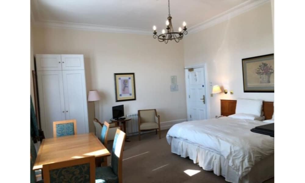 The Waterloo Hotel & Bistro