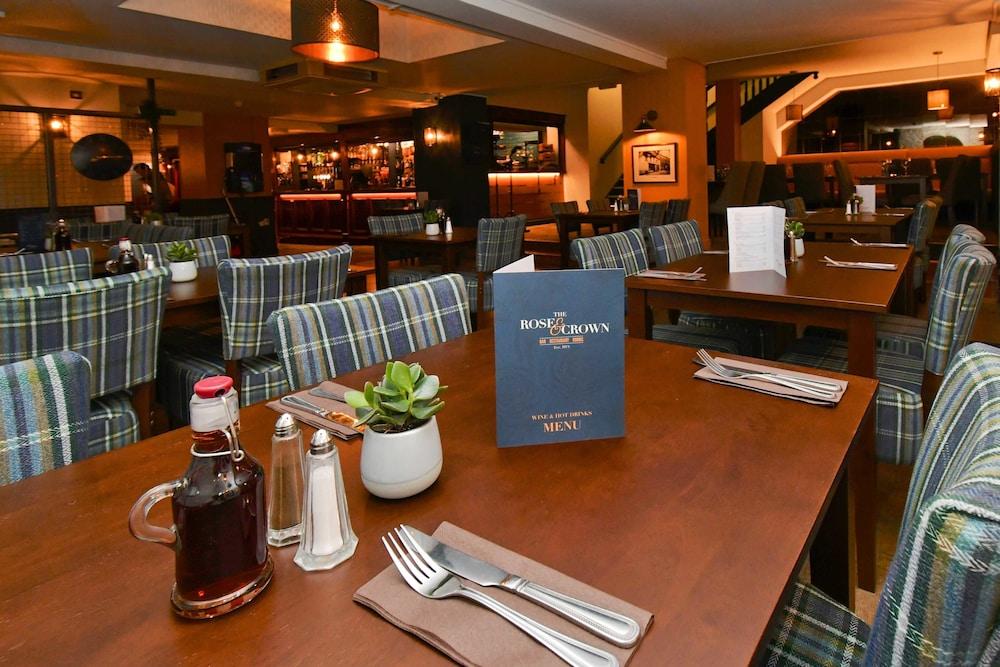 The Rose And Crown Hotel