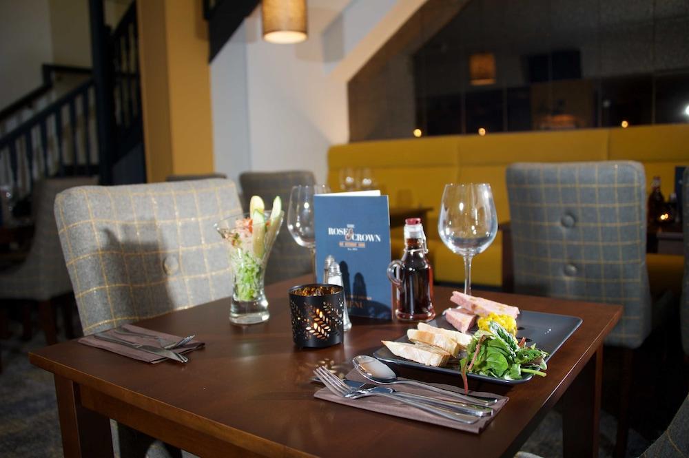 The Rose And Crown Hotel