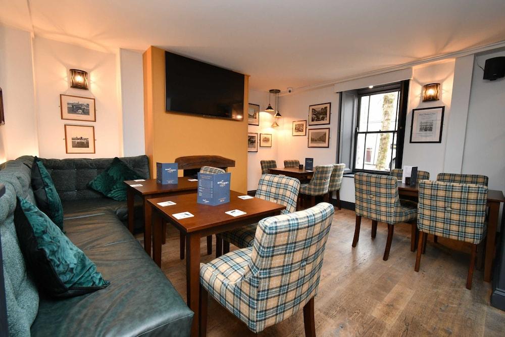 The Rose And Crown Hotel