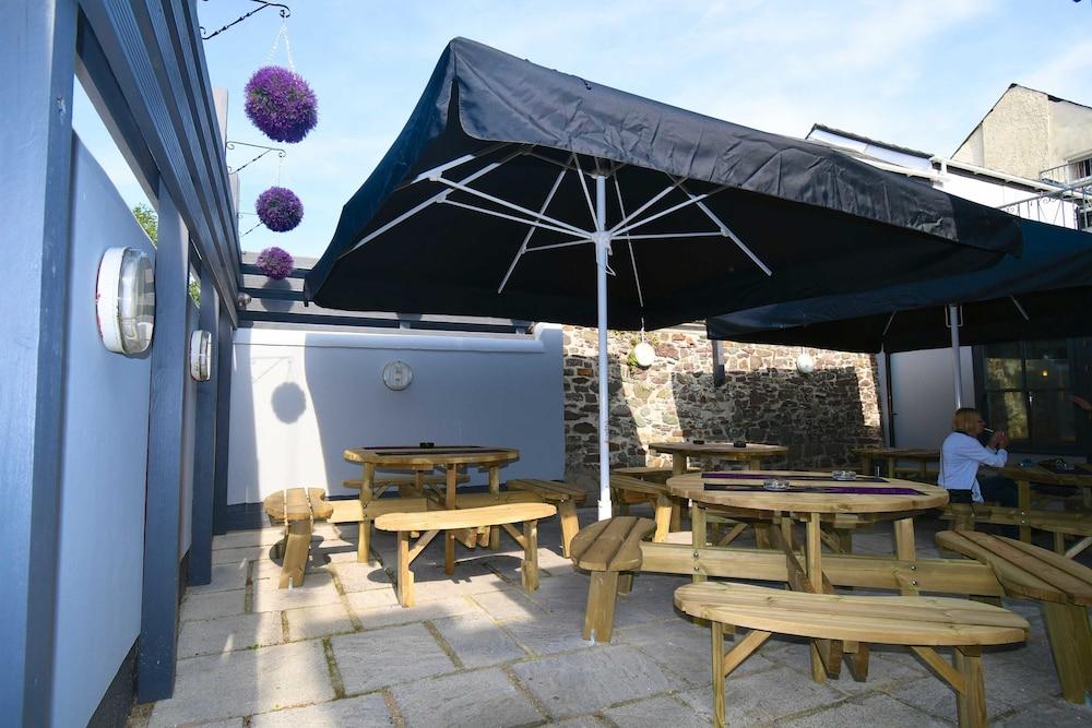 The Rose And Crown Hotel