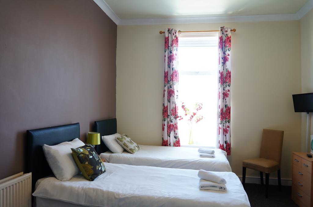 Vale Hotel