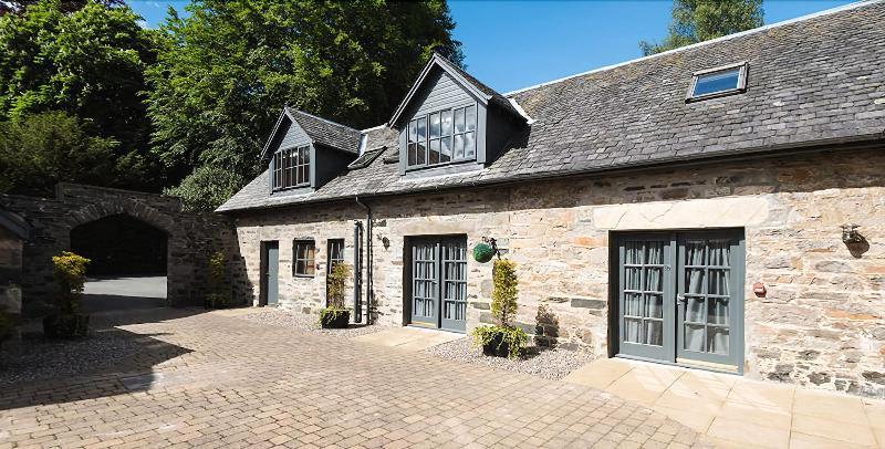 Craigatin House & Courtyard