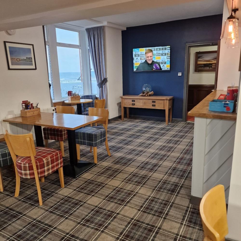 Claxton Hotel