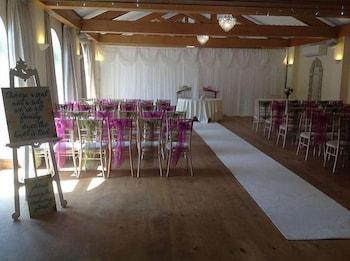 The Stanwick Hotel