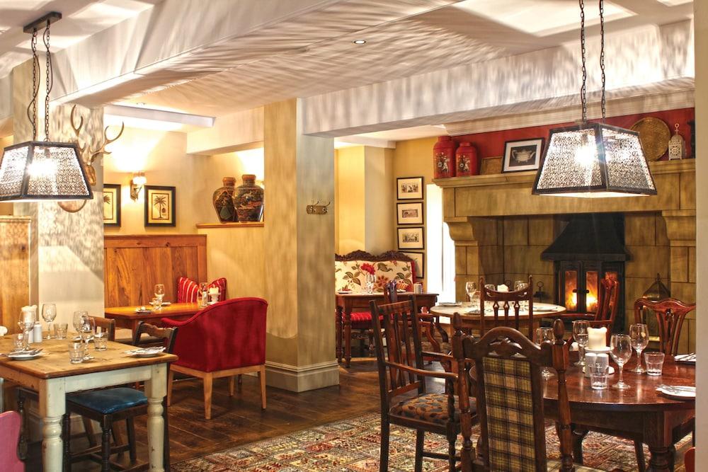Wheatley Arms Inn