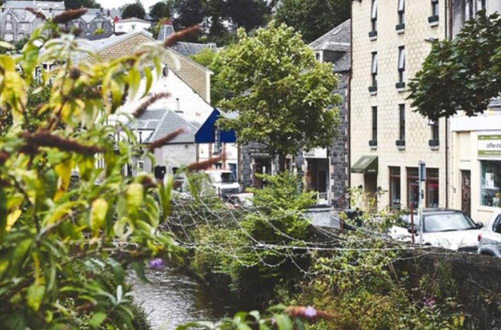 The Ranald Hotel