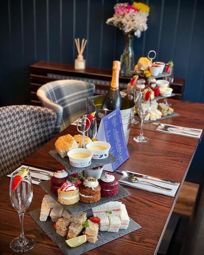The Ranald Hotel