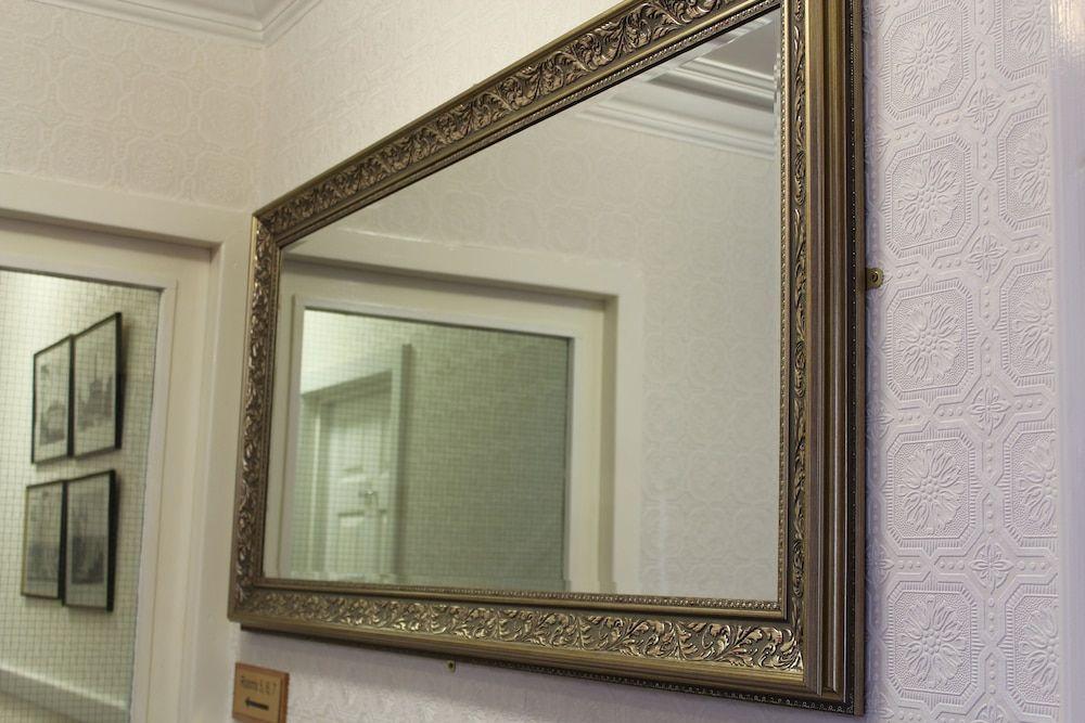 Ashley Hotel