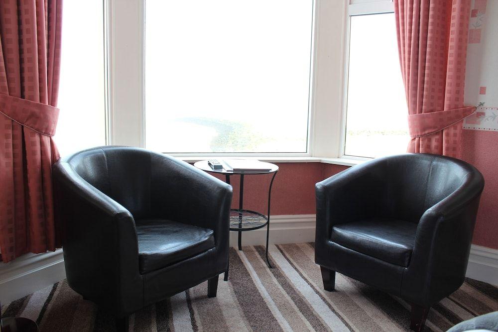 Ashley Hotel