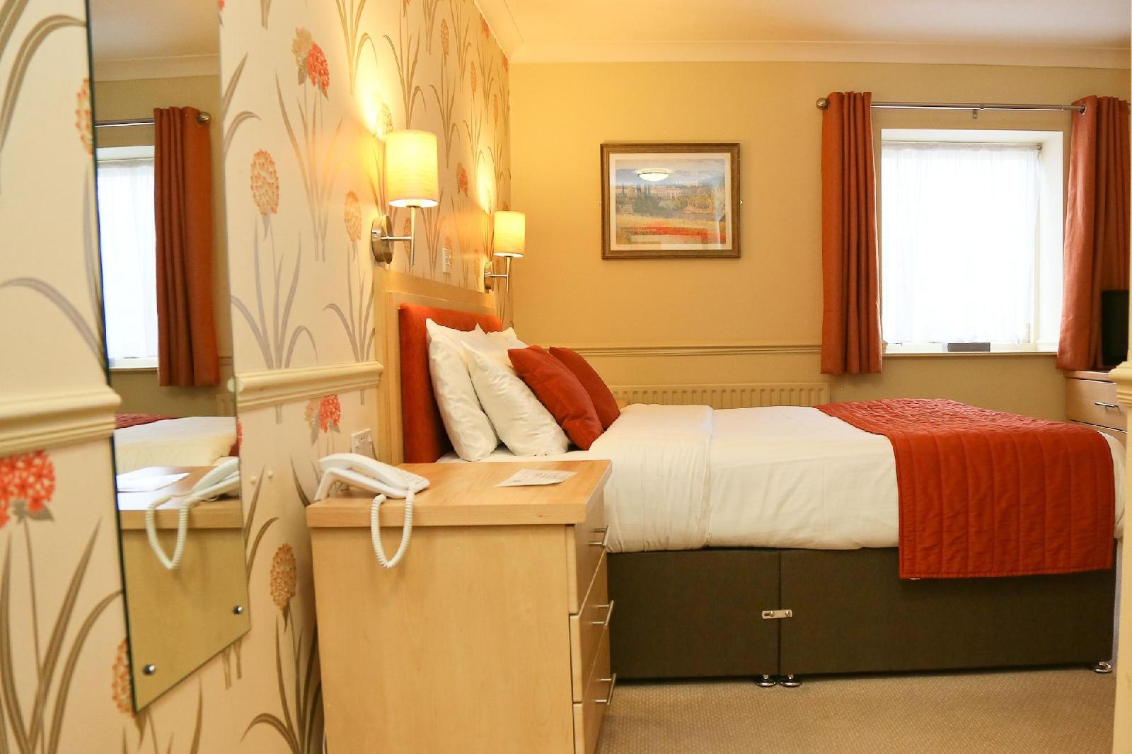 Millfields Hotel