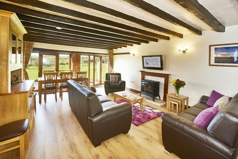 Rawcliffe House Farm