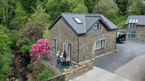 Swansea Valley Holiday Cottages
