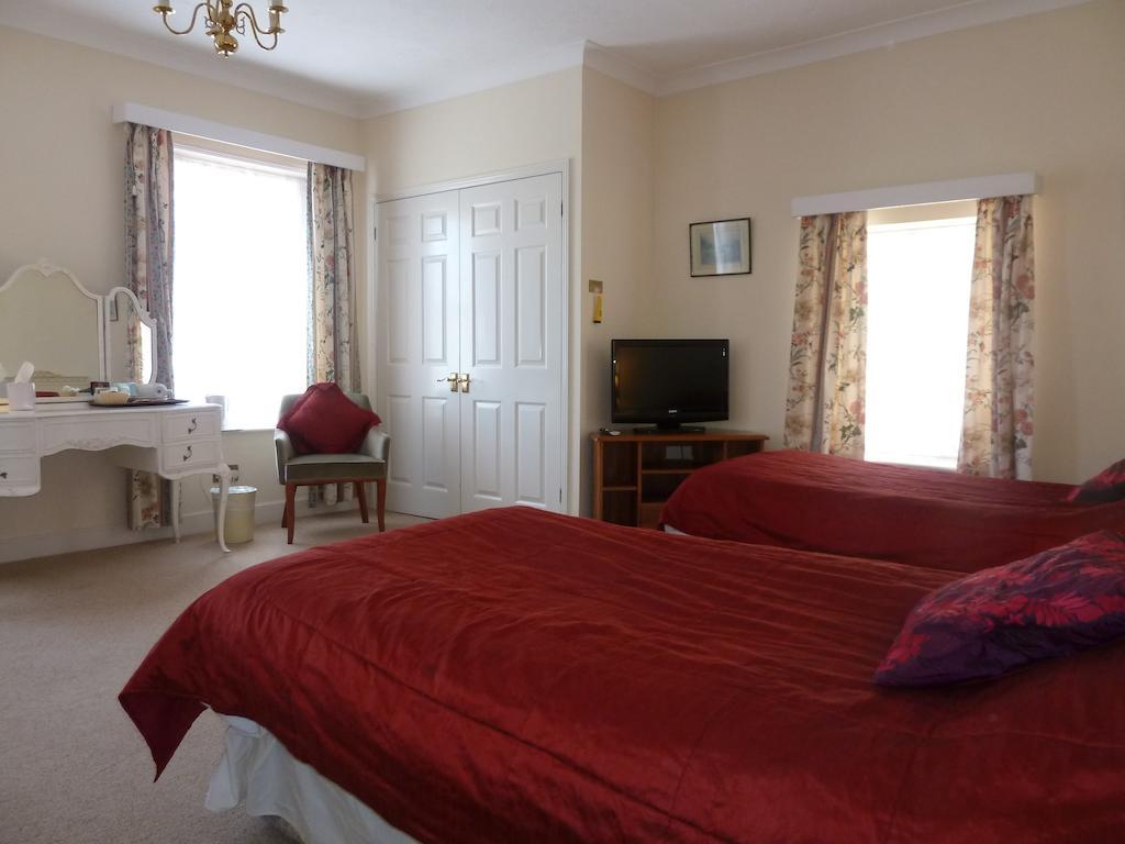 Tyrrells Ford Country Inn & Hotel