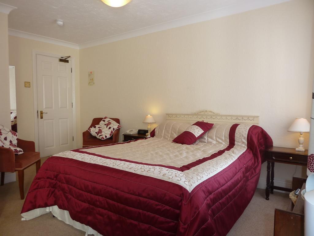 Tyrrells Ford Country Inn & Hotel
