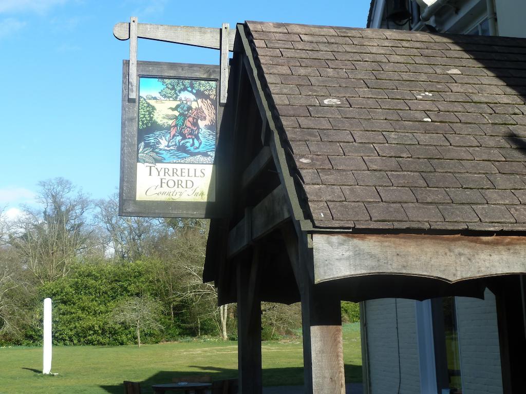 Tyrrells Ford Country Inn & Hotel