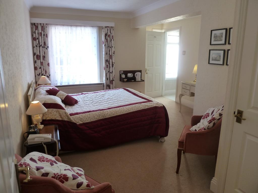 Tyrrells Ford Country Inn & Hotel