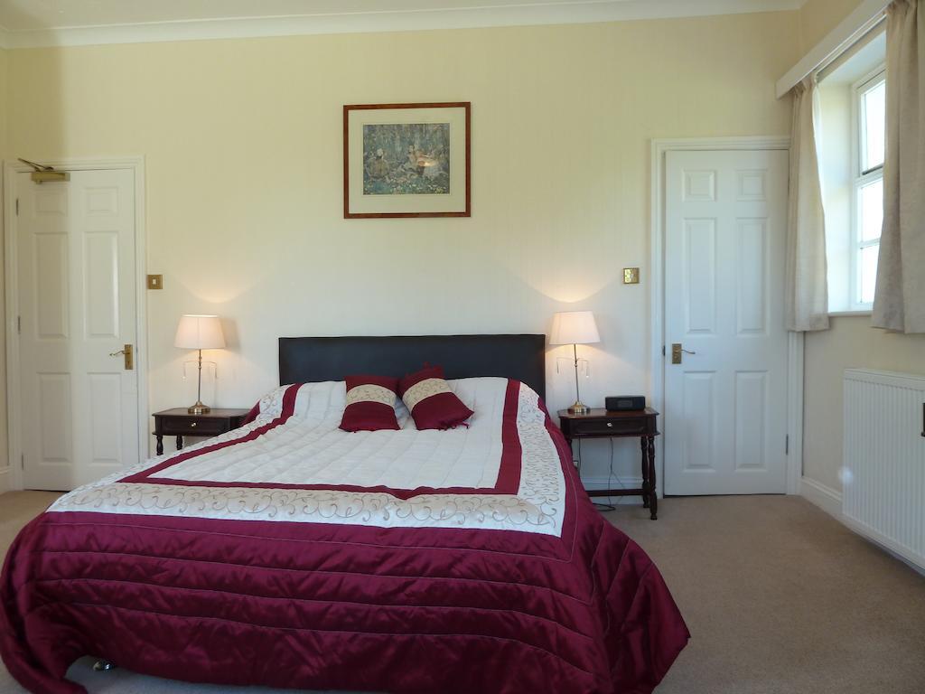 Tyrrells Ford Country Inn & Hotel
